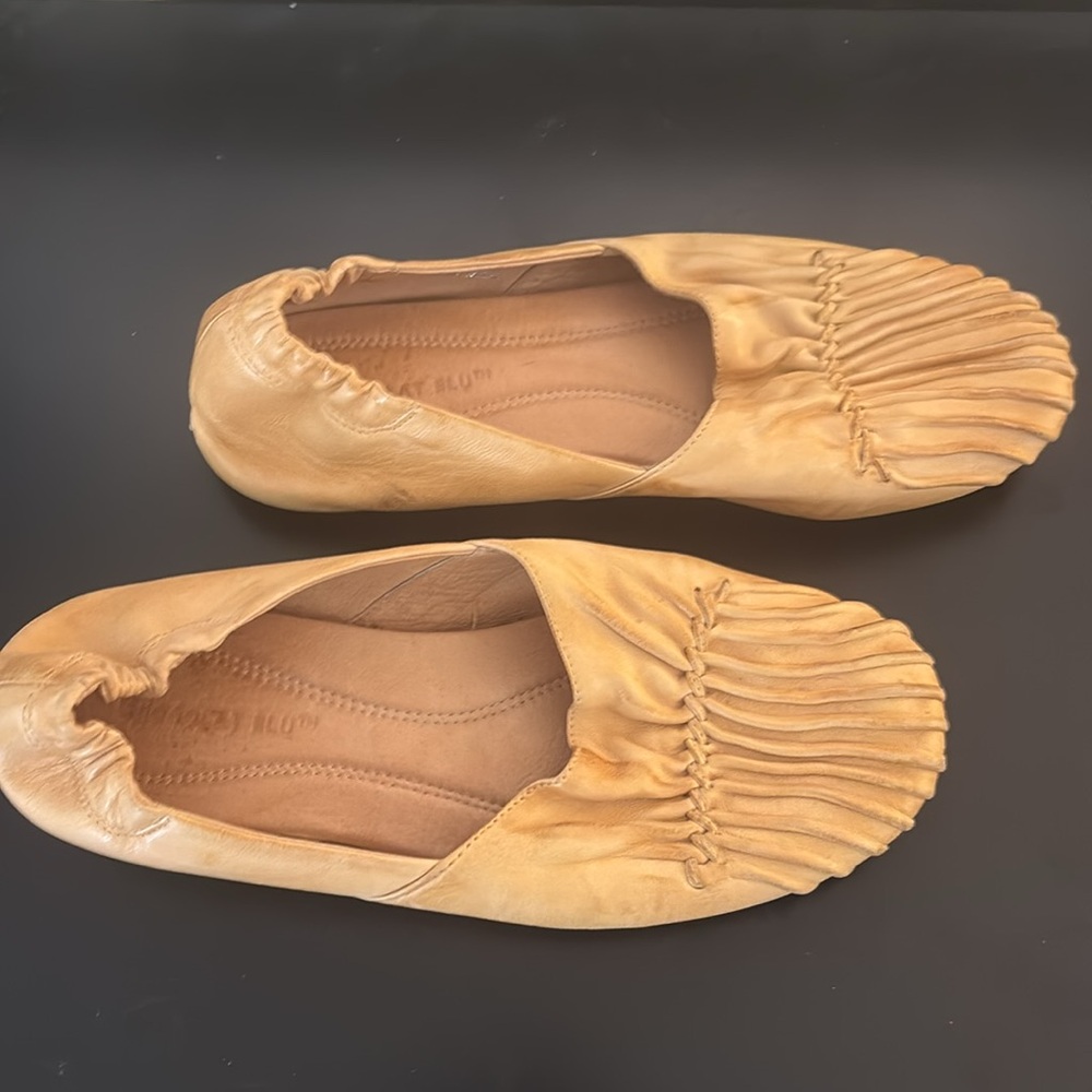 Chocolat blu cam2 moccasin yellow US6.5 - Picture 3 of 3